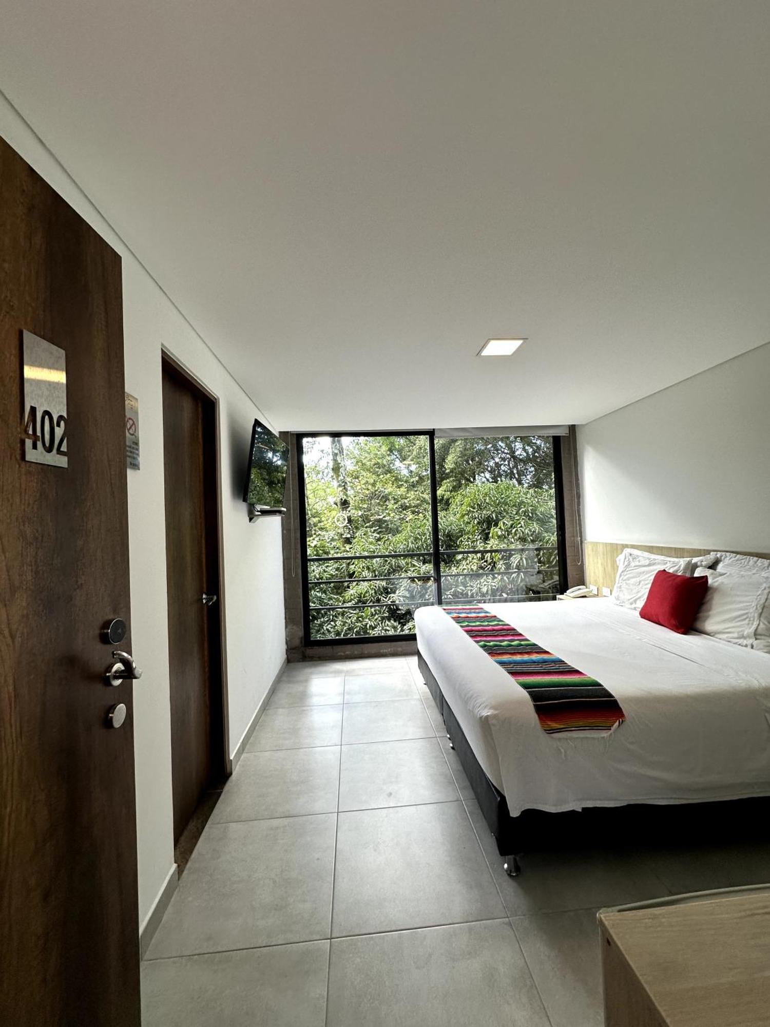 Hotel Zona Verde Medellin Ngoại thất bức ảnh