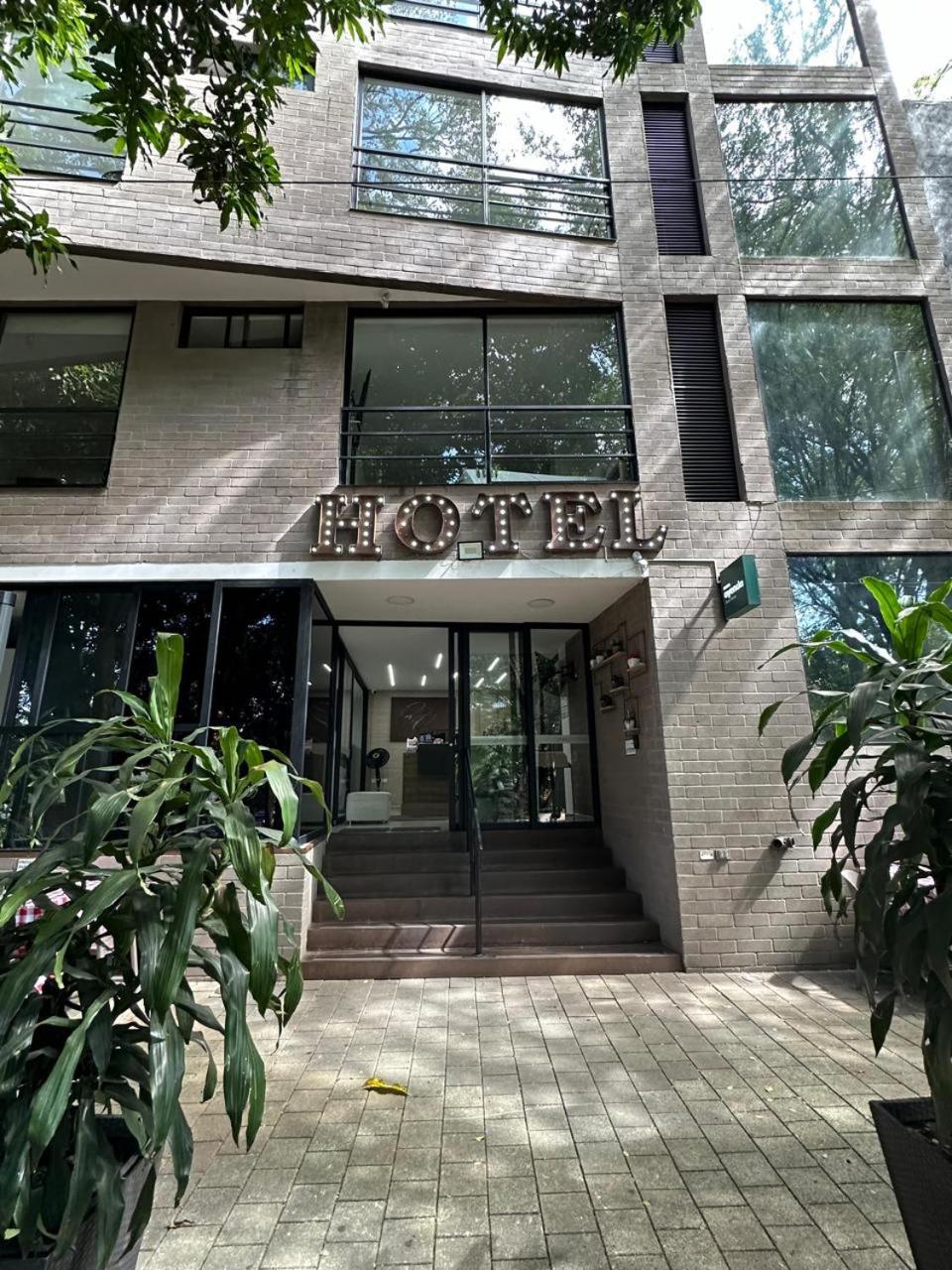 Hotel Zona Verde Medellin Ngoại thất bức ảnh