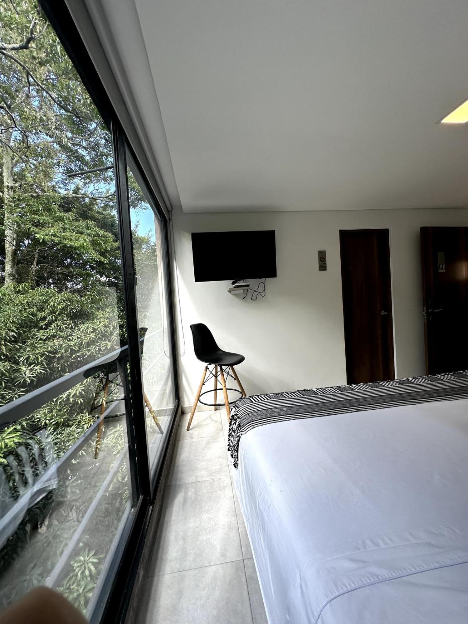Hotel Zona Verde Medellin Ngoại thất bức ảnh