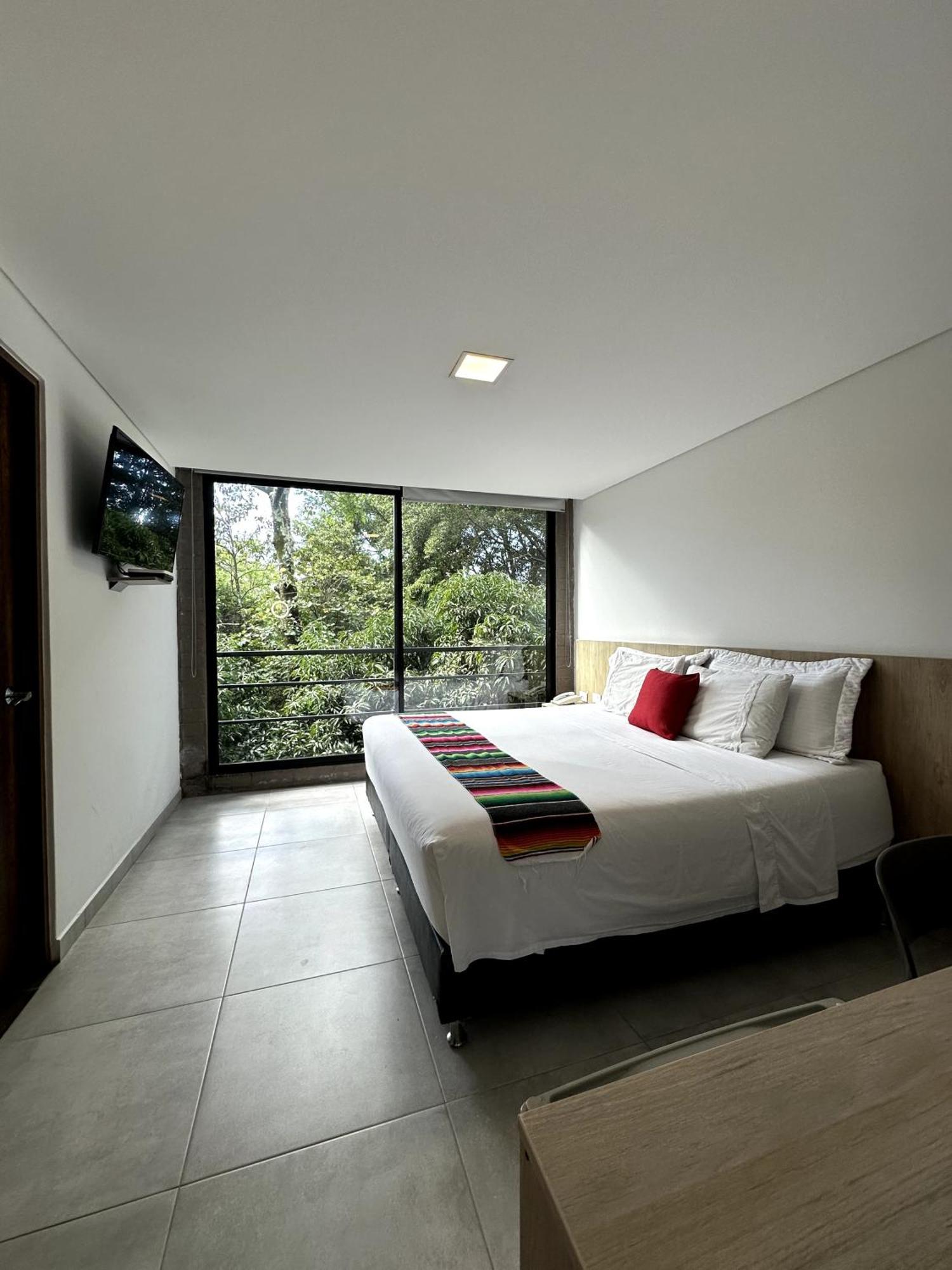 Hotel Zona Verde Medellin Ngoại thất bức ảnh