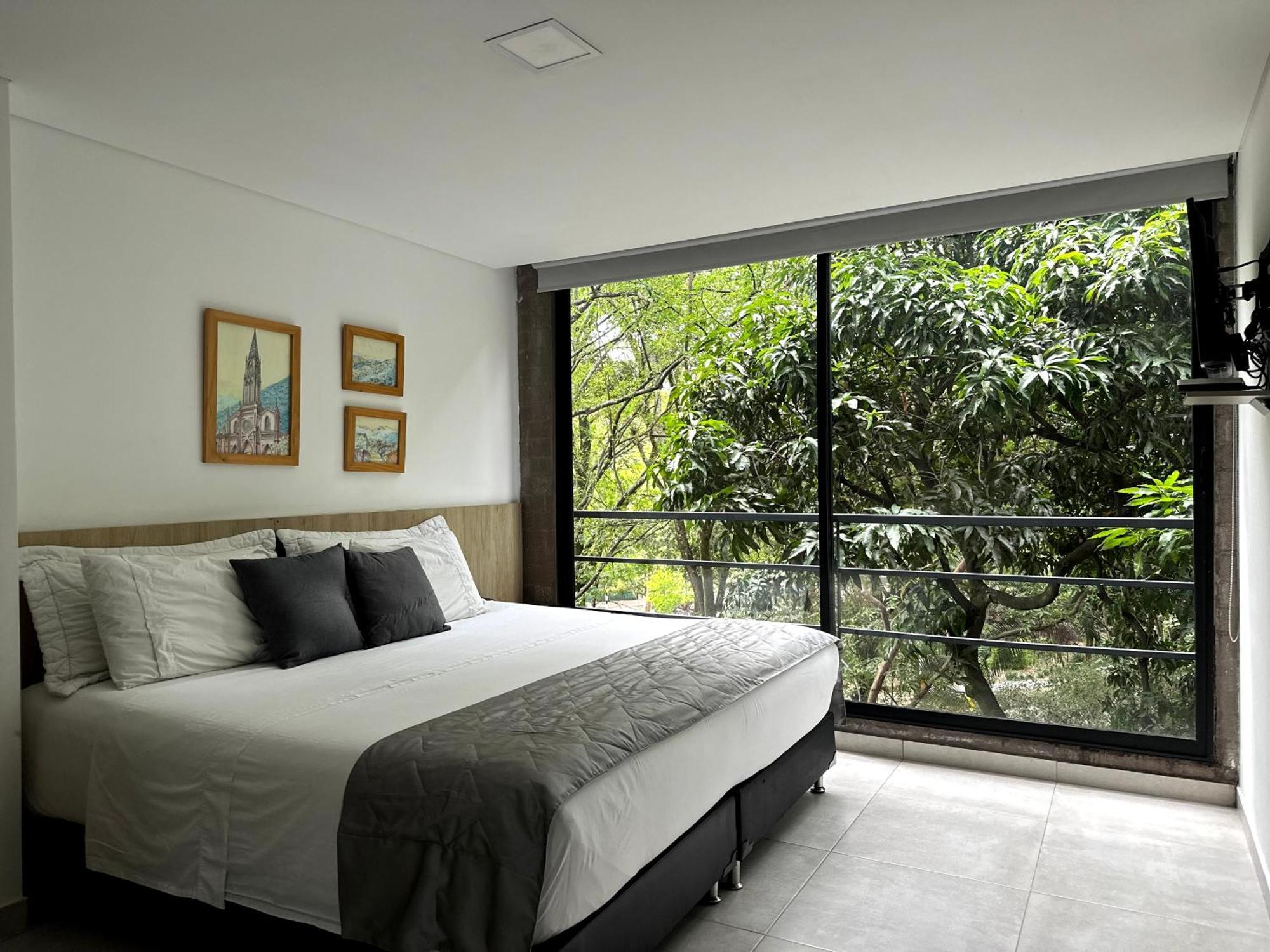 Hotel Zona Verde Medellin Ngoại thất bức ảnh