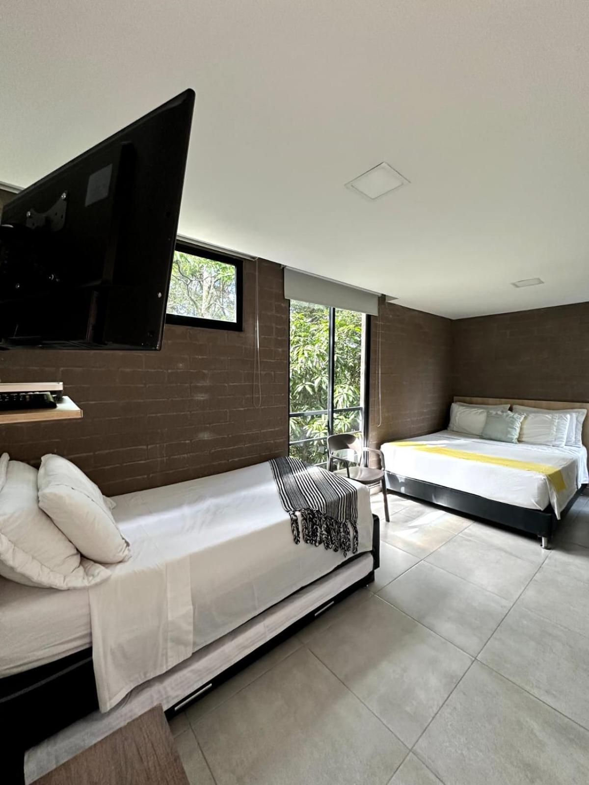 Hotel Zona Verde Medellin Ngoại thất bức ảnh