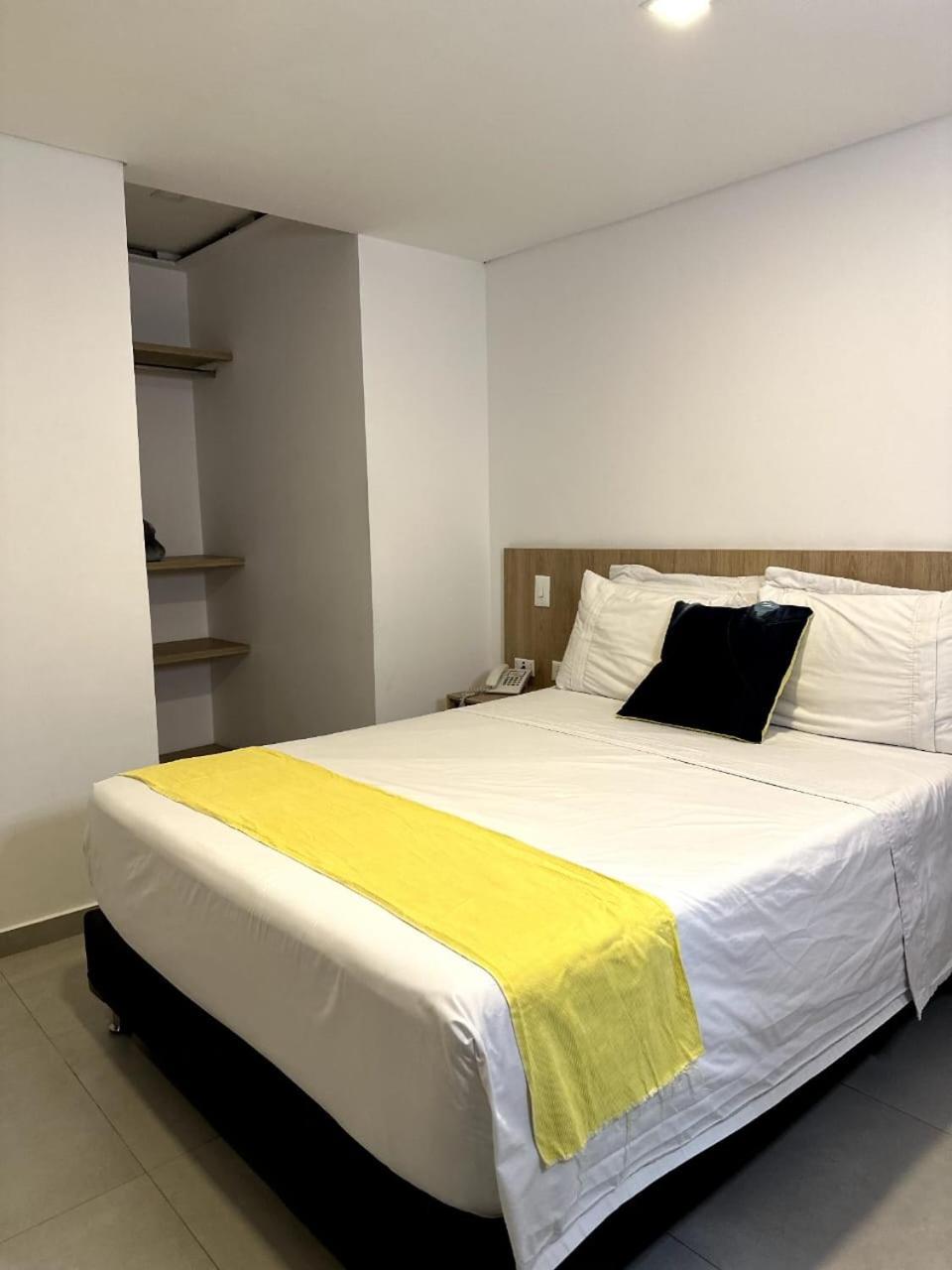 Hotel Zona Verde Medellin Ngoại thất bức ảnh