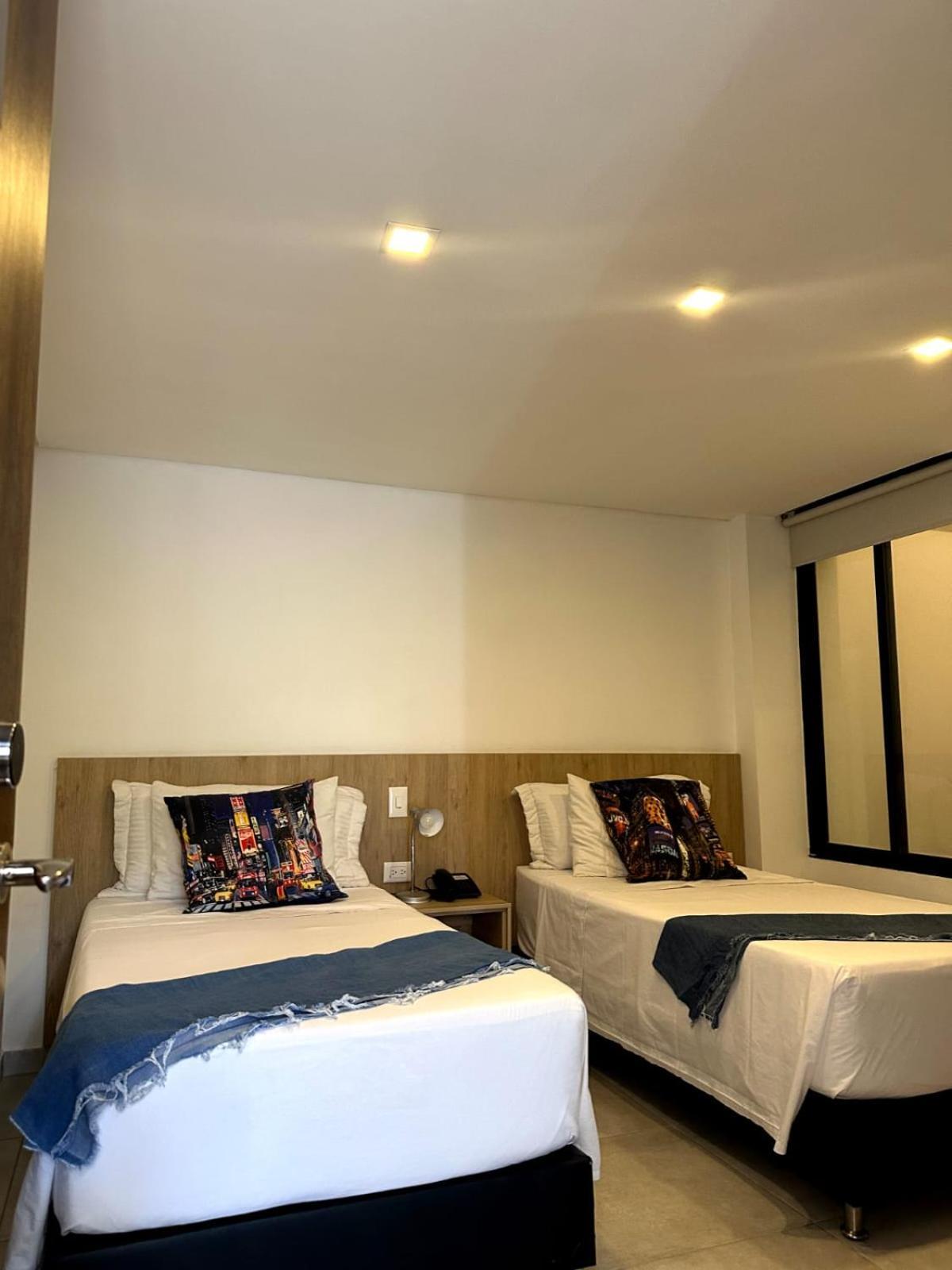 Hotel Zona Verde Medellin Ngoại thất bức ảnh
